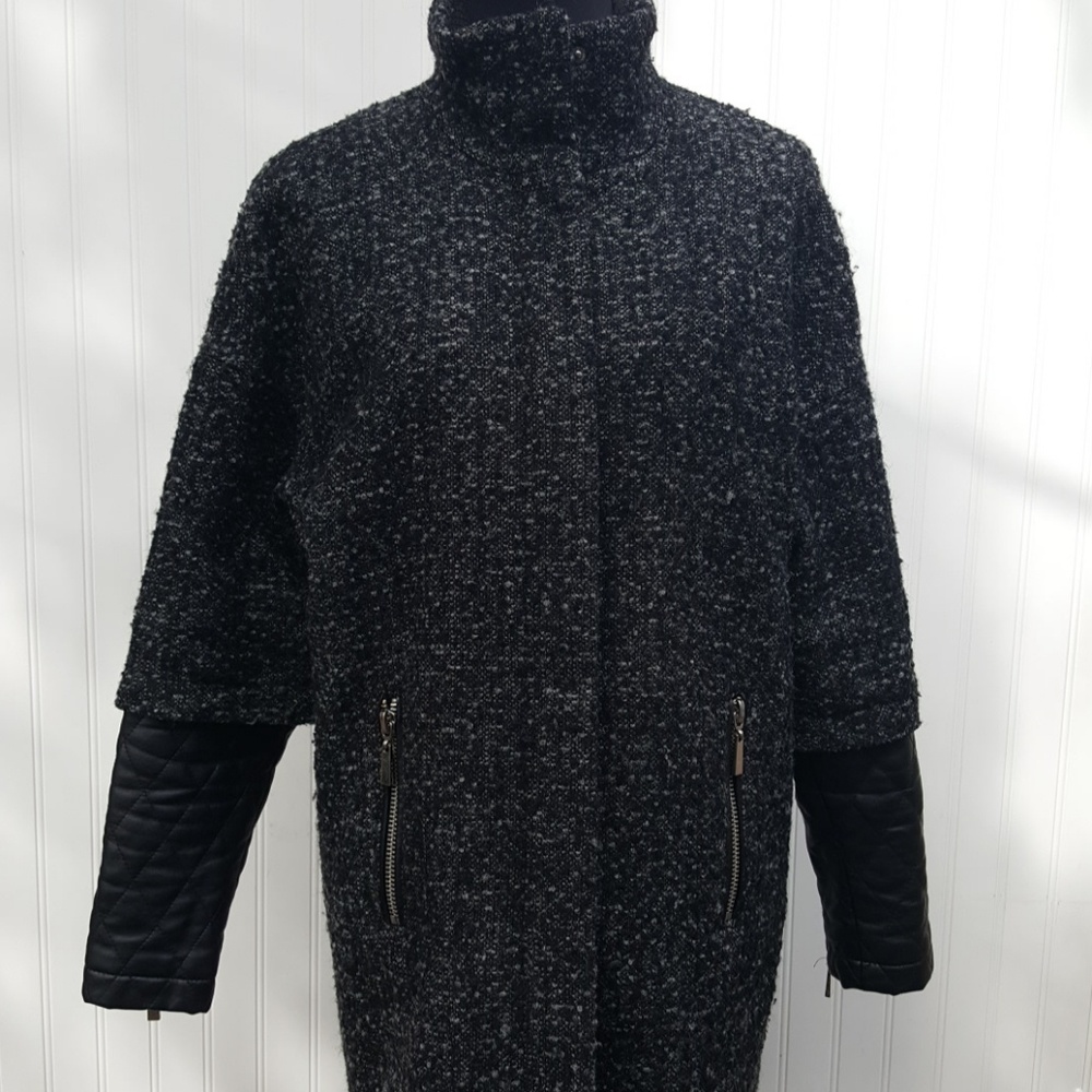 Vince Camuto Wool blend/ faux leather coat sz S